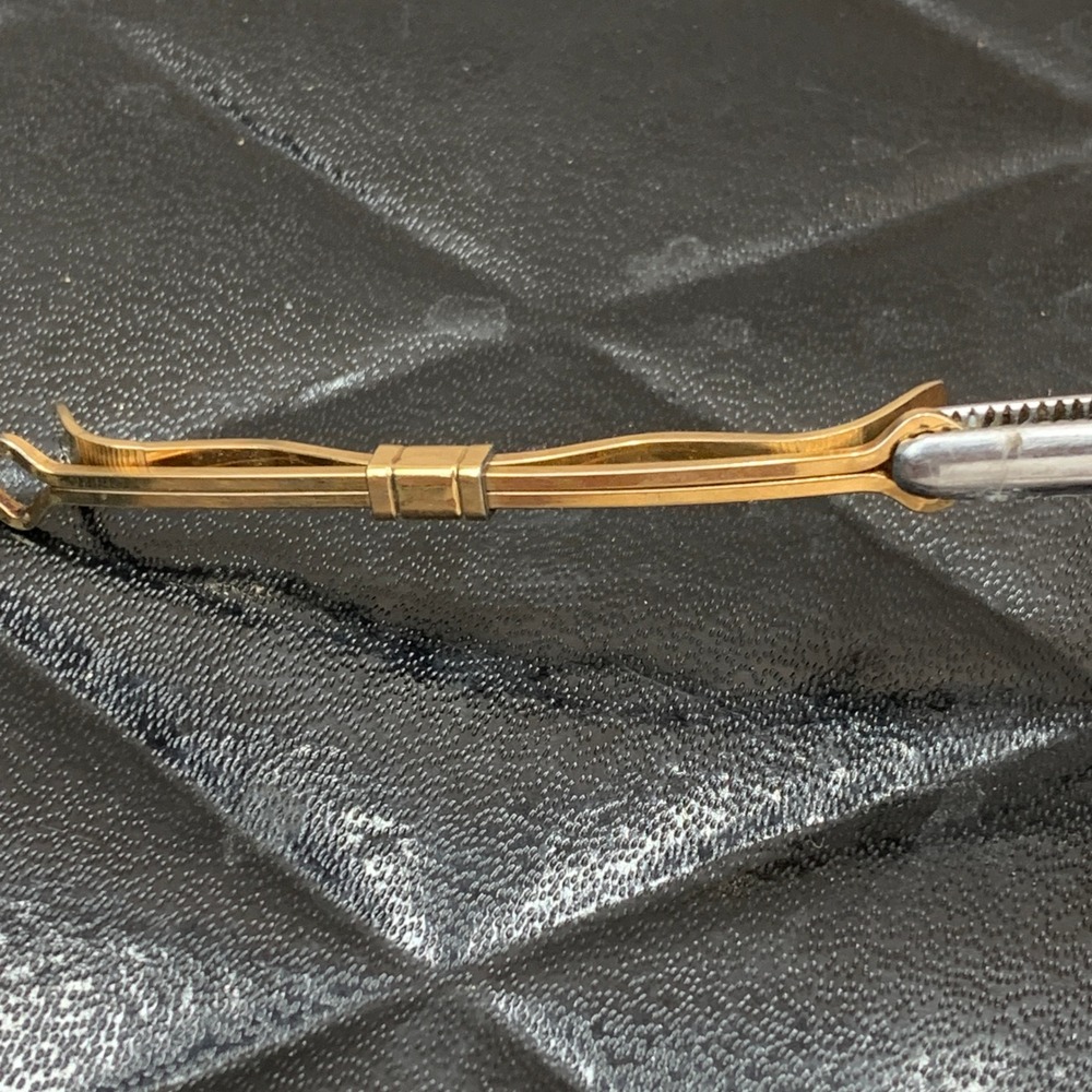 Vintage Krementz‎ Gold Tone Collar Bar Shirt Clip Clasp USA Menswear
